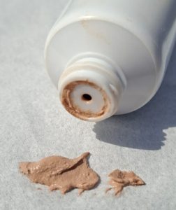 Daily Light Cream - TINTED